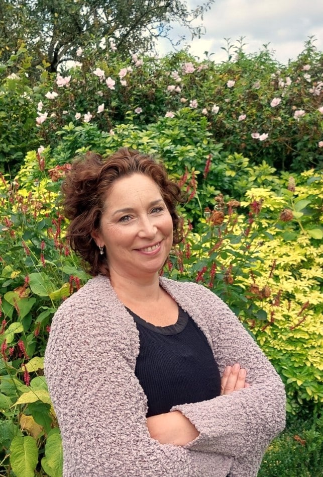Loes Oostwegel